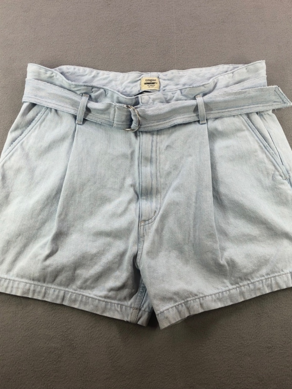Citizens of Humanity light wash Jean shorts 26